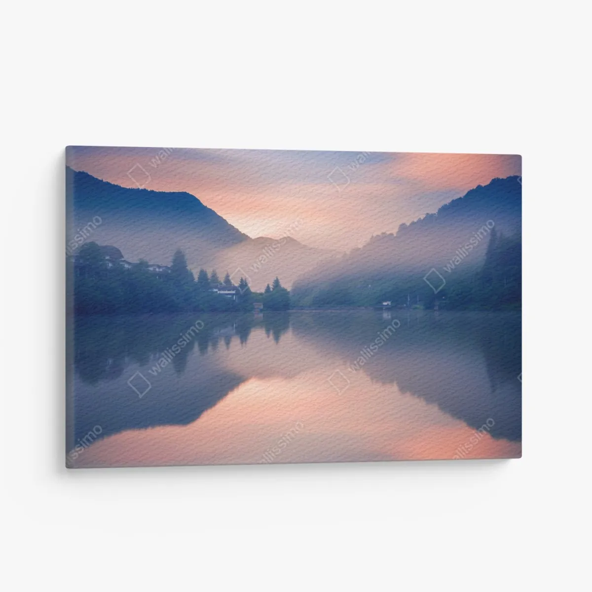 Leinwandbild nebeliger bergsee bei dämmerung – Wallnifity® Leinwandbild nebeliger bergsee bei dämmerung – Wallnifity®