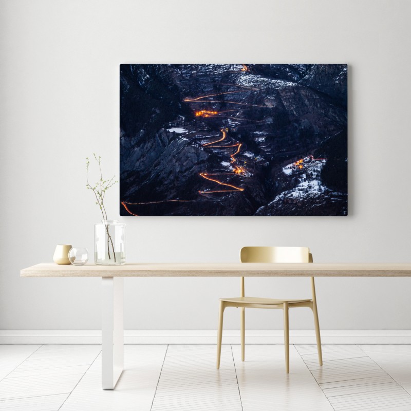 Leinwandbild Alpe d'Huez nächtliche auffahrt auf der serpentinenstraße – Wallnifity®