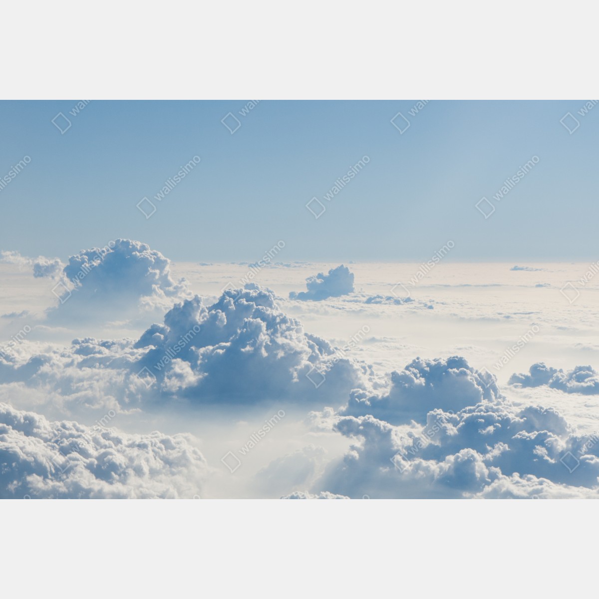 Leinwandbild luftige wolkenlandschaft im soften blau – Wallnifity® Leinwandbild luftige wolkenlandschaft im soften blau – Wallnifity®