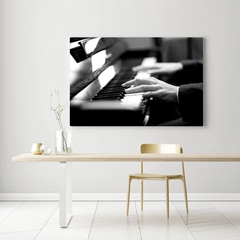 Leinwandbild intime hände auf klaviertasten in monochrom – Wallnifity®
