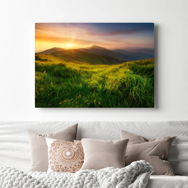 Leinwandbild sonnenaufgang über dem smaragdgrünen bergtal – Wallnifity® Leinwandbild sonnenaufgang über dem smaragdgrünen bergtal – Wallnifity®
