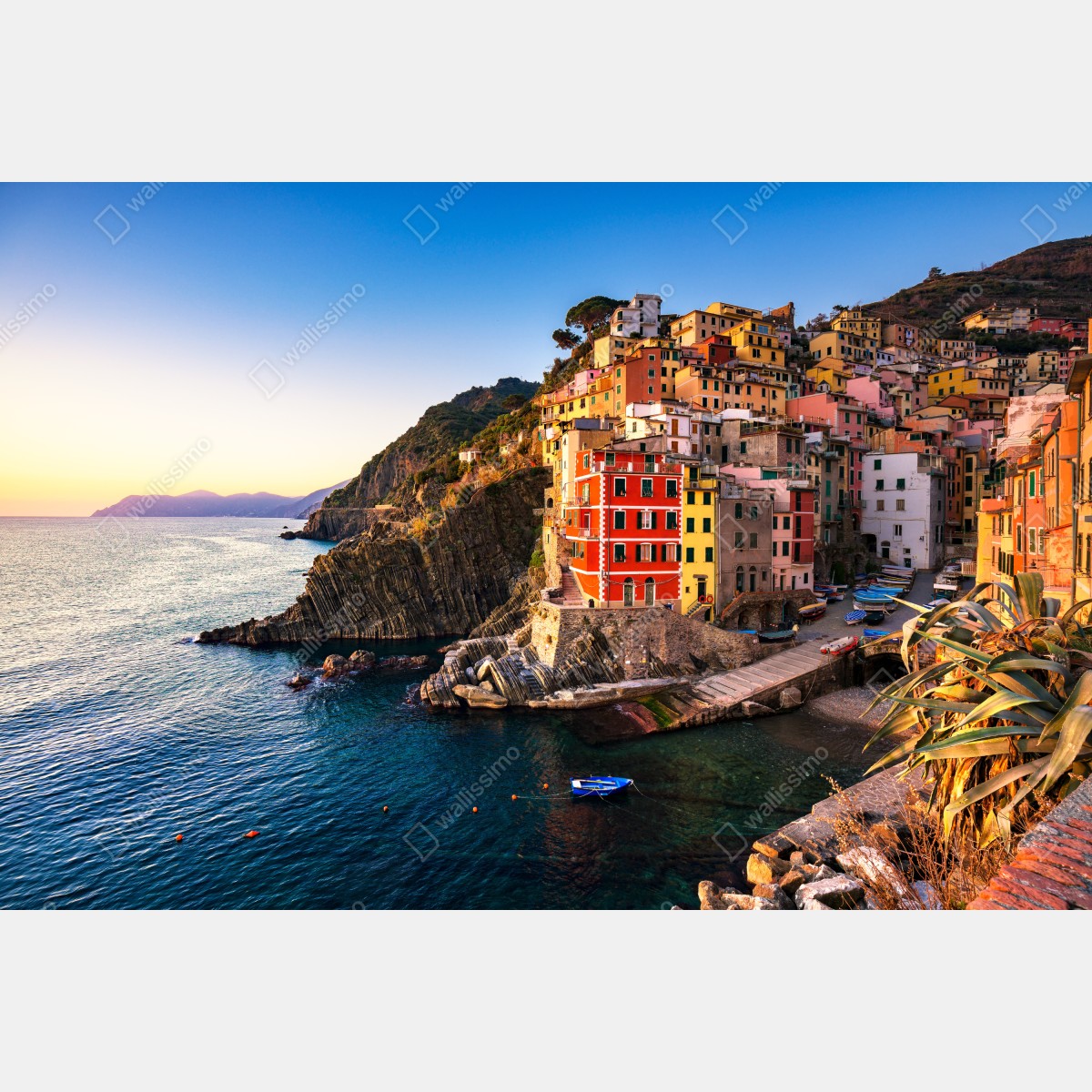Leinwandbild sonnenuntergang über Riomaggiore, Cinque Terre – Wallnifity® Leinwandbild sonnenuntergang über Riomaggiore, Cinque Terre – Wallnifity®