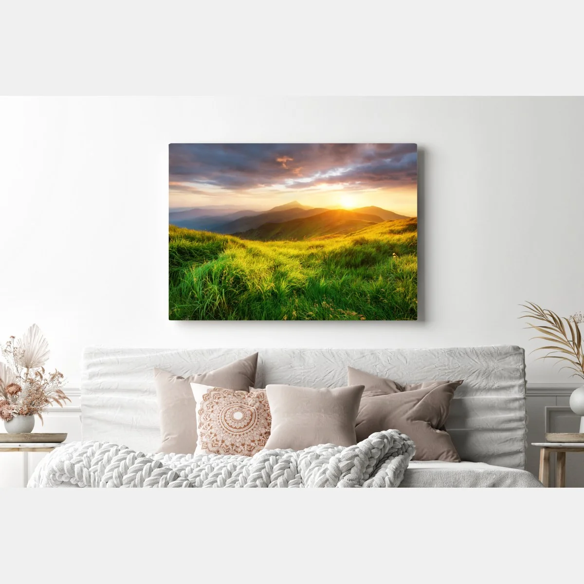 Leinwandbild sonnige bergwiese bei sonnenaufgang – Wallnifity® Leinwandbild sonnige bergwiese bei sonnenaufgang – Wallnifity®