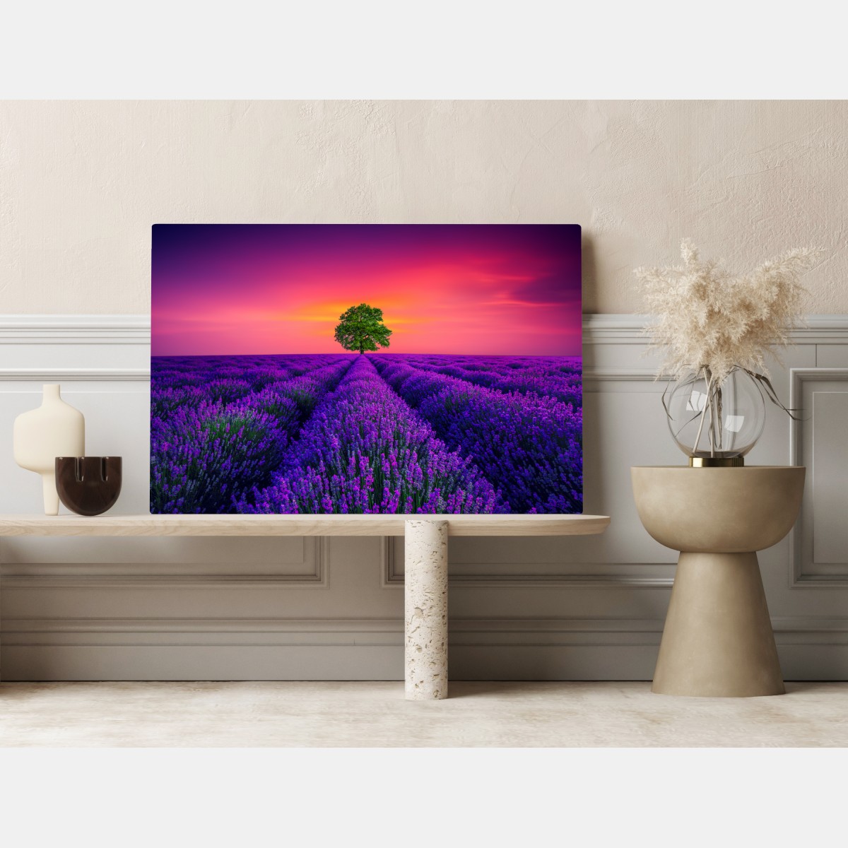 Leinwandbild lavendelfeld bei sonnenuntergang mit einsamem baum – Wallnifity®