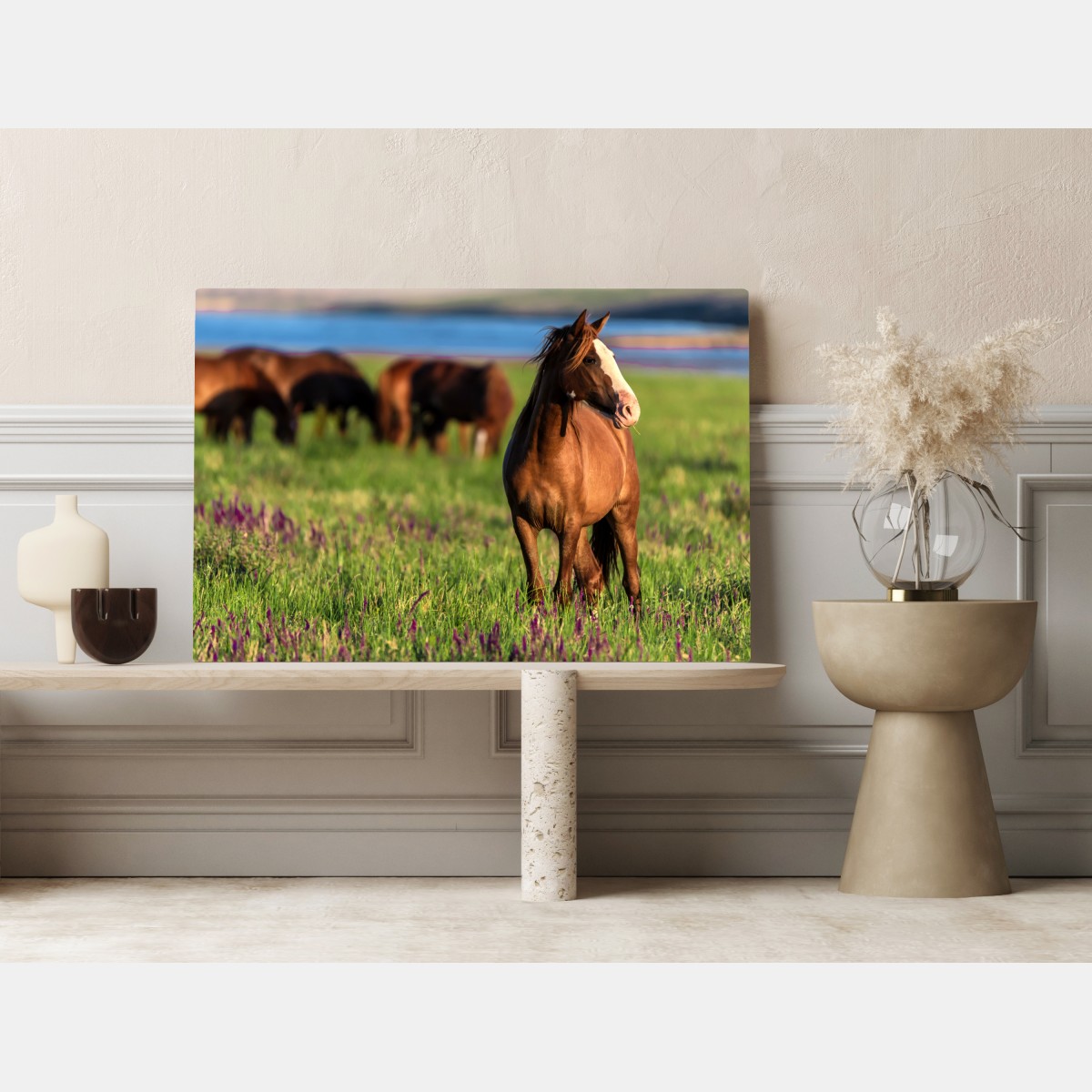 Leinwandbild majestätisches braunes pferd auf einer sonnenbeschienenen wiese – Wallnifity® Leinwandbild majestätisches braunes pferd auf einer sonnenbeschienenen wiese – Wallnifity®