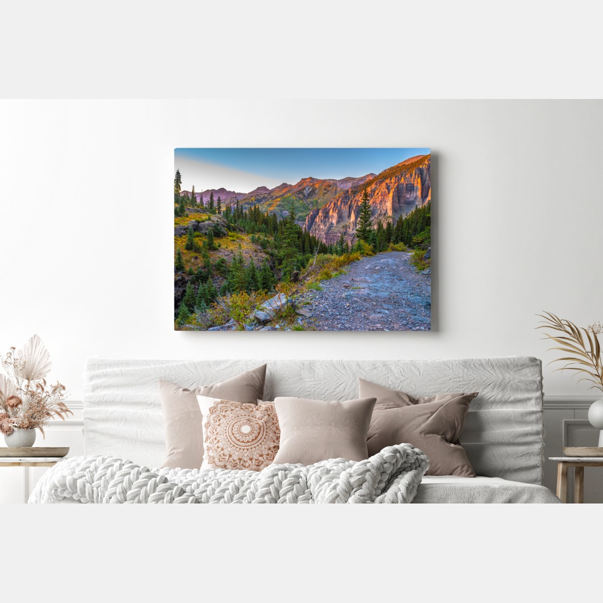 Leinwandbild alpiner wanderweg im sonnenuntergang – Wallnifity® Leinwandbild alpiner wanderweg im sonnenuntergang – Wallnifity®