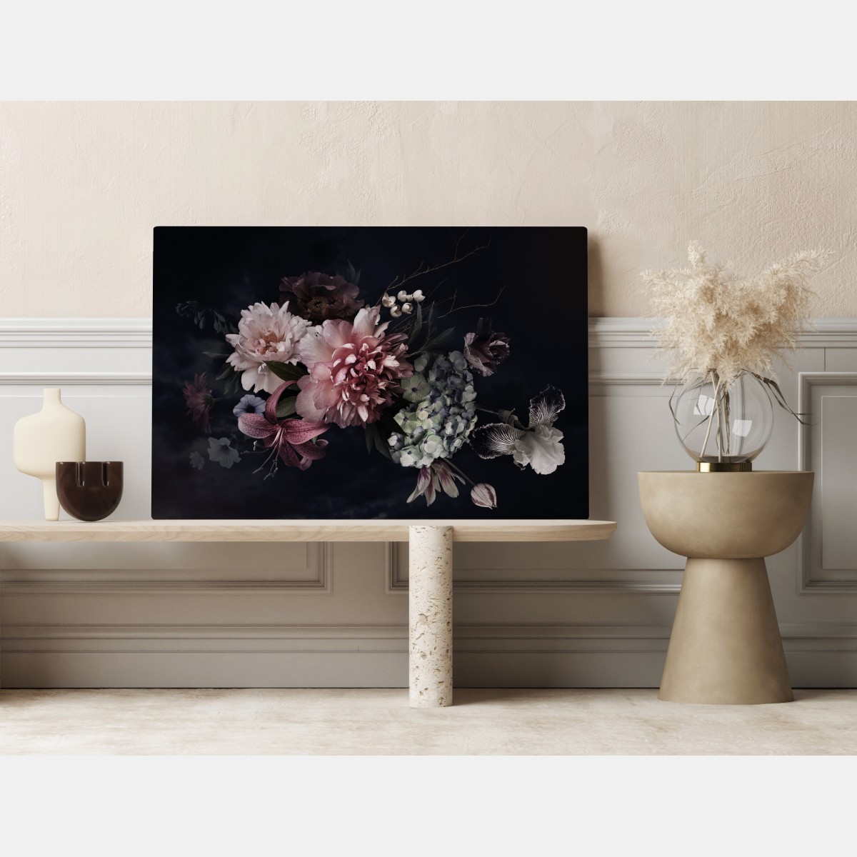 Leinwandbild düsterer pfingstrosen- und hortensienstrauß – Wallnifity® Leinwandbild düsterer pfingstrosen- und hortensienstrauß – Wallnifity®