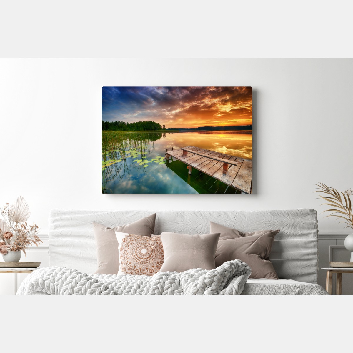 Leinwandbild goldener sonnenaufgang über ruhigem see – Wallnifity®