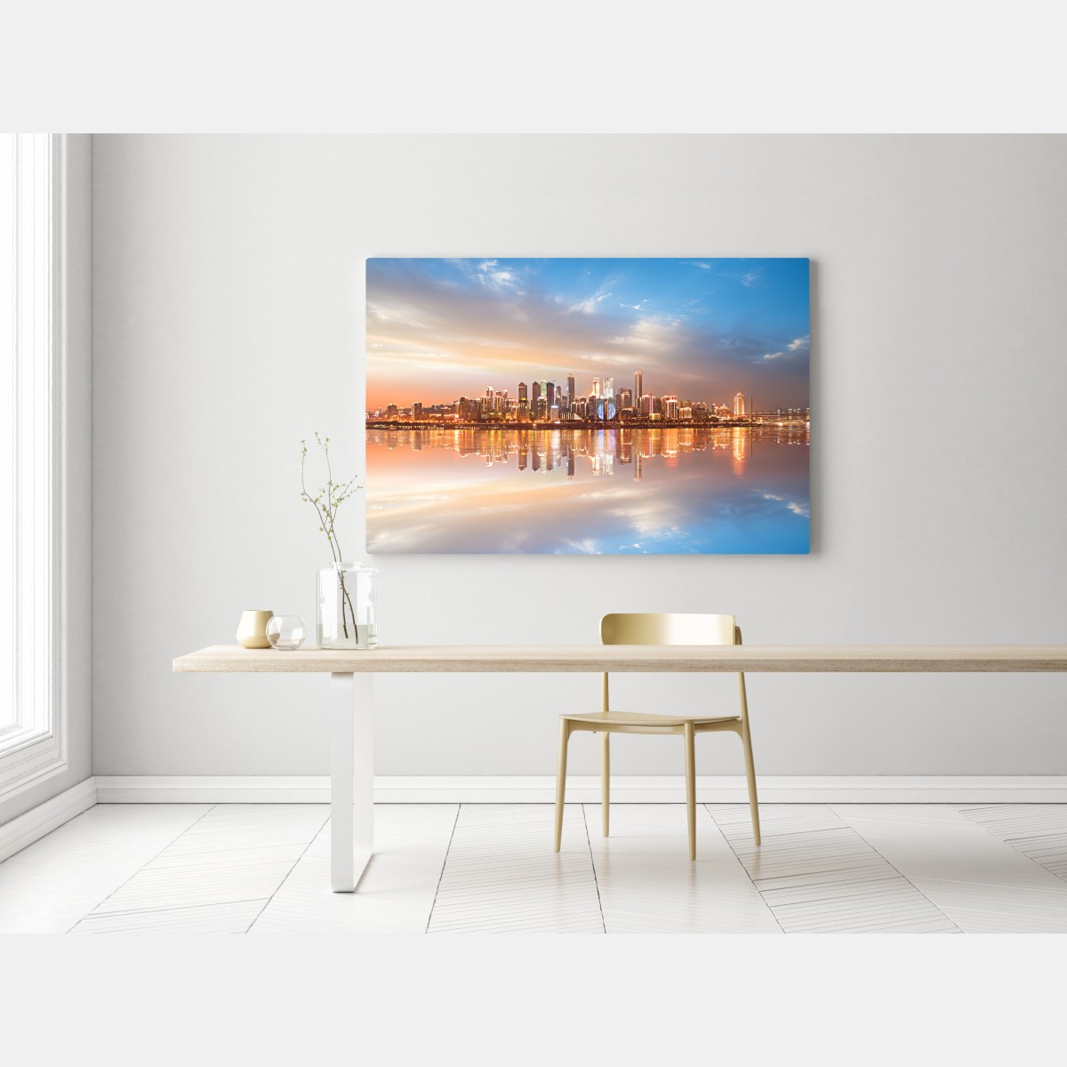 Leinwandbild stadtsilhouette im spiegelbild bei dämmerung – Wallnifity® Leinwandbild stadtsilhouette im spiegelbild bei dämmerung – Wallnifity®