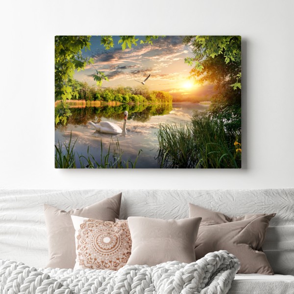 Leinwandbild sonnenuntergang mit schwan auf stillem see – Wallnifity® Leinwandbild sonnenuntergang mit schwan auf stillem see – Wallnifity®