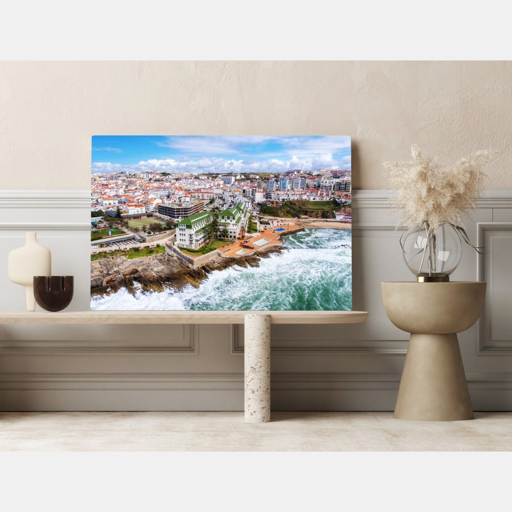 Leinwandbild luftaufnahme einer küstenstadt mit tosenden wellen – Wallnifity® Leinwandbild luftaufnahme einer küstenstadt mit tosenden wellen – Wallnifity®