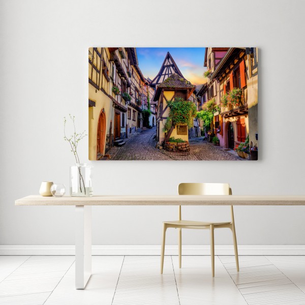 Leinwandbild malerische fachwerkstraße in Eguisheim, Elsass – Wallnifity® Leinwandbild malerische fachwerkstraße in Eguisheim, Elsass – Wallnifity®