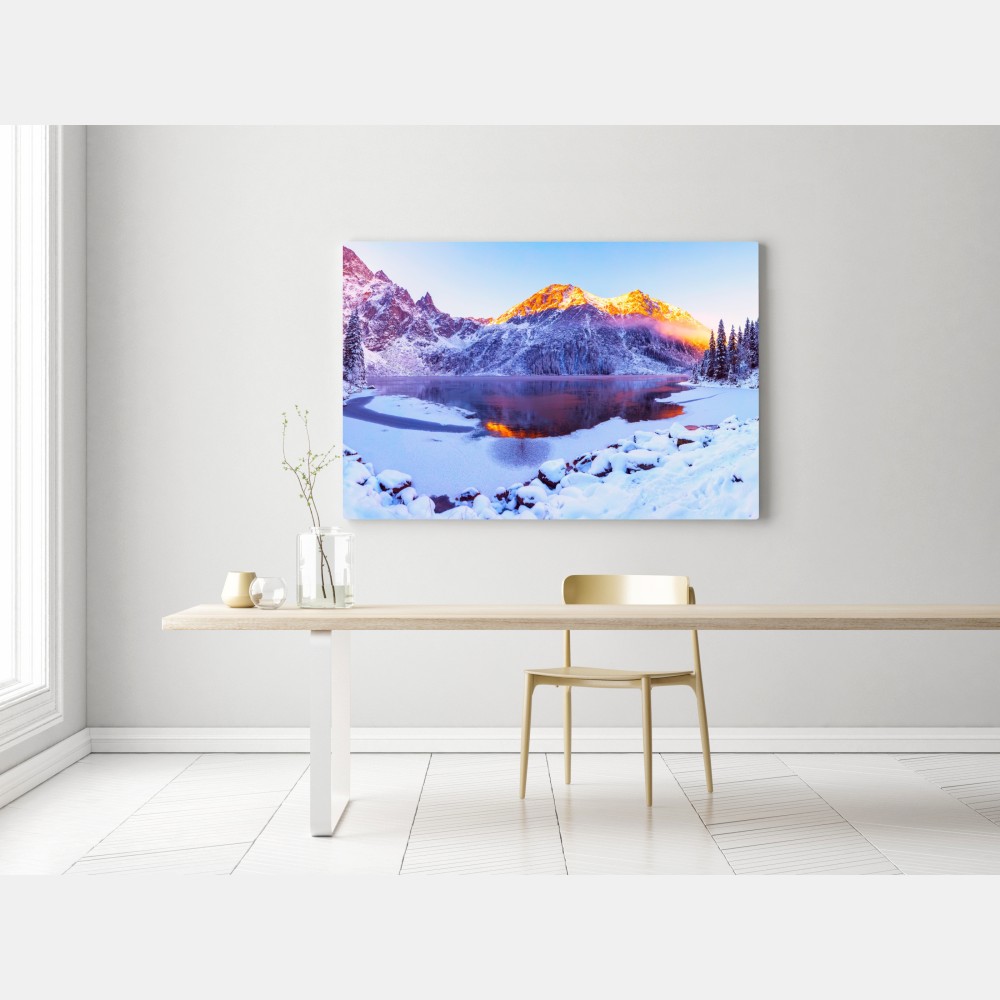 Leinwandbild sonnenbeschienene berge über gefrorenem alpensee – Wallnifity® Leinwandbild sonnenbeschienene berge über gefrorenem alpensee – Wallnifity®