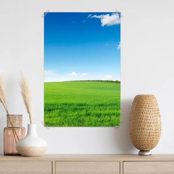Poster ruhige grüne wiese unter blauem himmel – Wallnifity® Poster ruhige grüne wiese unter blauem himmel – Wallnifity®