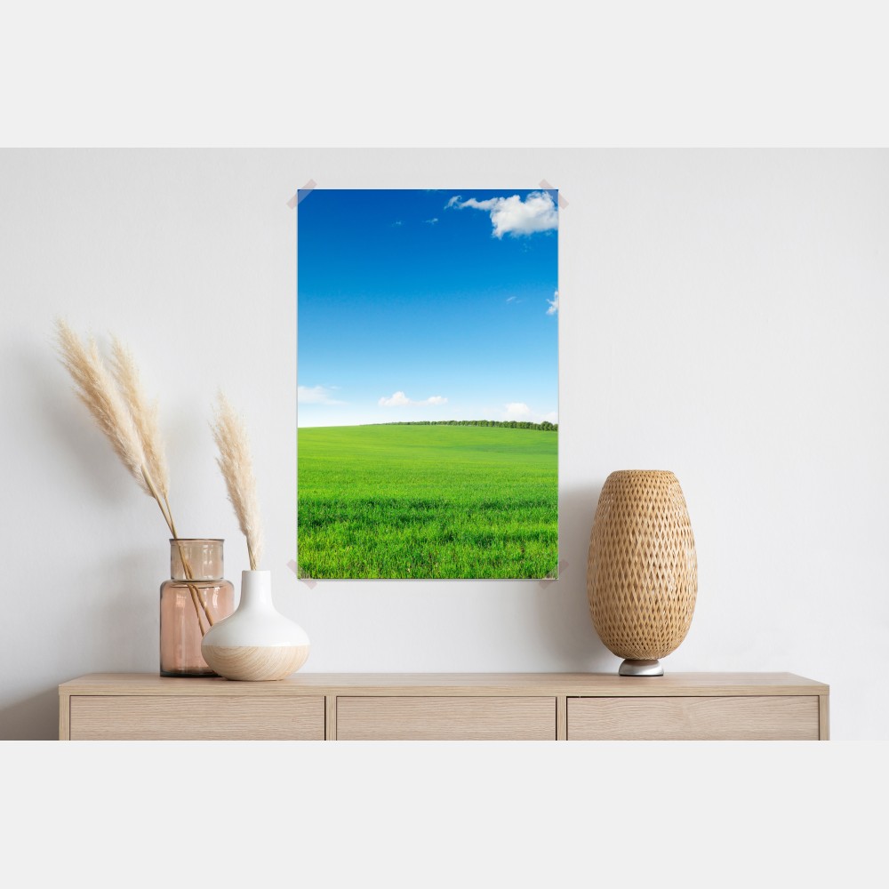 Poster ruhige grüne wiese unter blauem himmel – Wallnifity® Poster ruhige grüne wiese unter blauem himmel – Wallnifity®