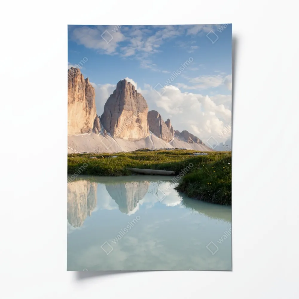 Poster sonnenbeschienene alpengipfel im spiegel des ruhigen sees – Wallnifity® Poster sonnenbeschienene alpengipfel im spiegel des ruhigen sees – Wallnifity®