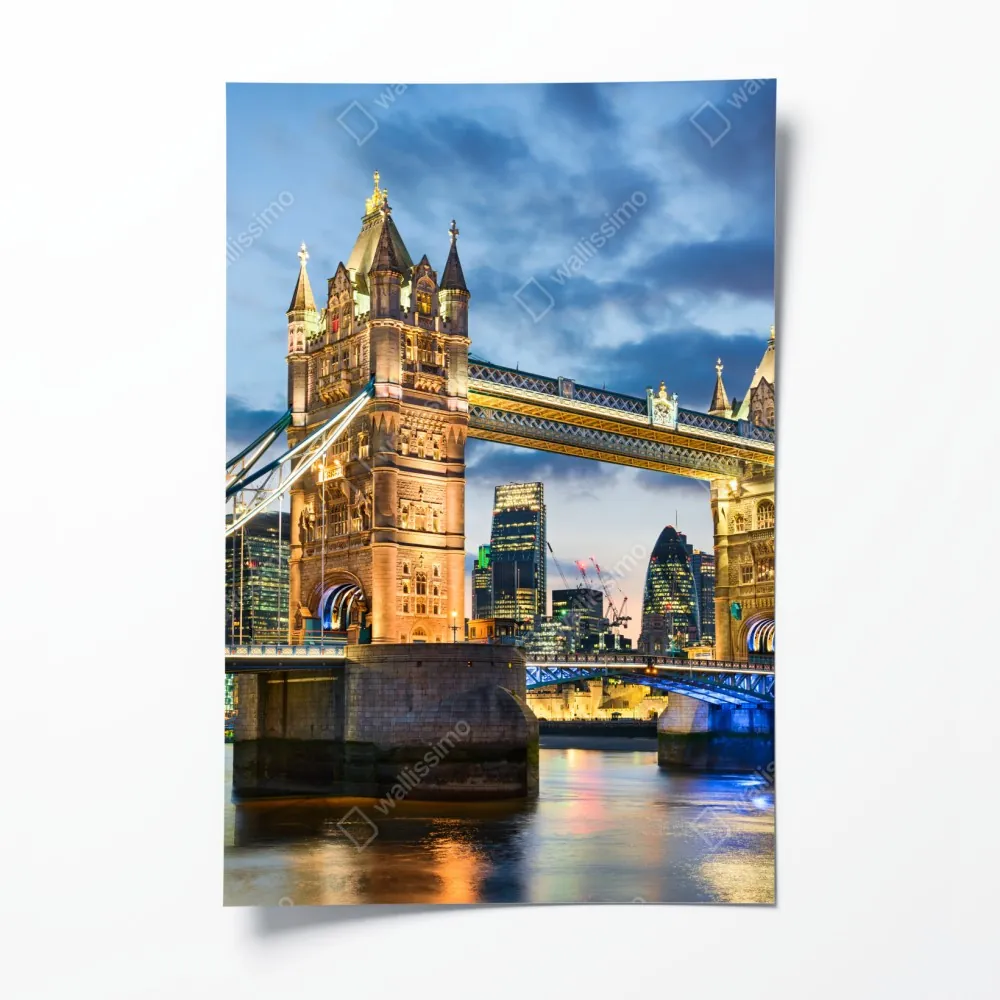 Poster Tower Bridge bei dämmerung, London skyline – Wallnifity® Poster Tower Bridge bei dämmerung, London skyline – Wallnifity®