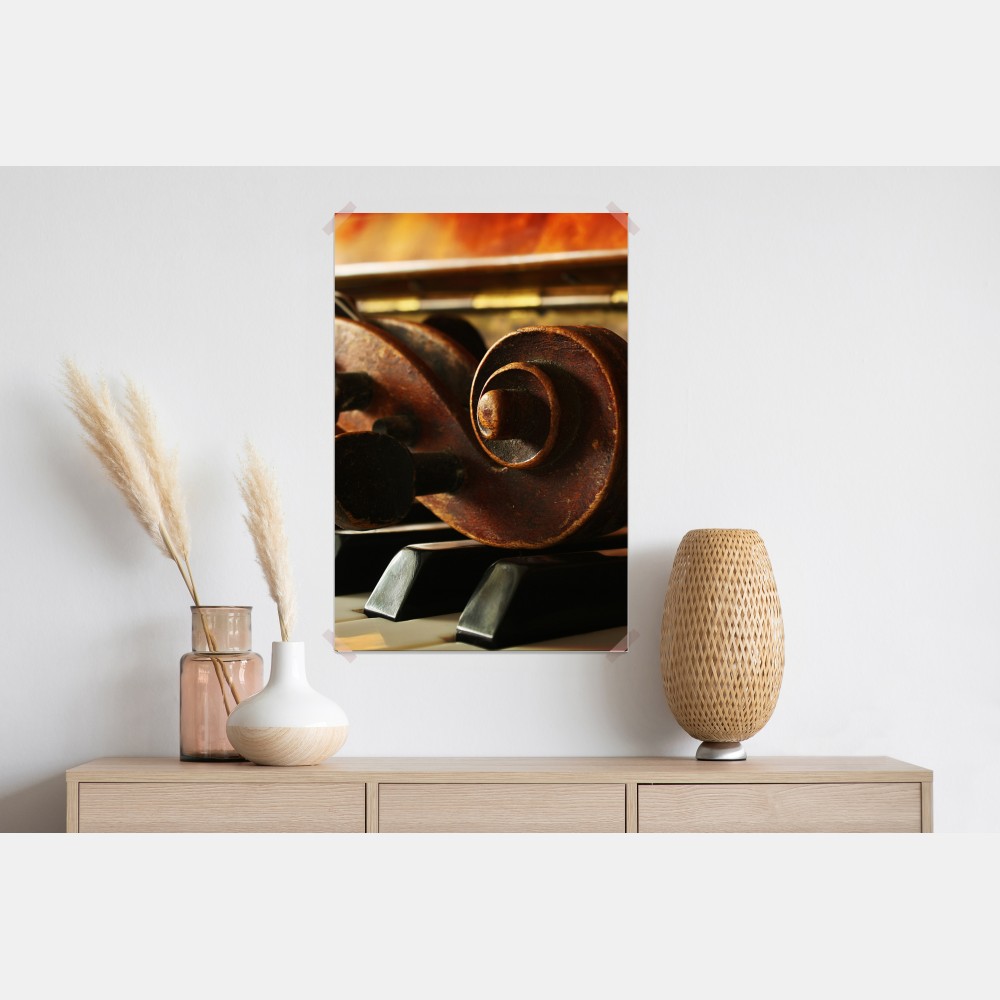 Poster vintage geigenkopf auf klaviertasten – Wallnifity® Poster vintage geigenkopf auf klaviertasten – Wallnifity®