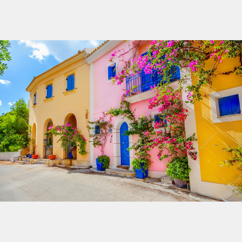 Poster bunte straße auf Kefalonia – Wallnifity® Poster bunte straße auf Kefalonia – Wallnifity®