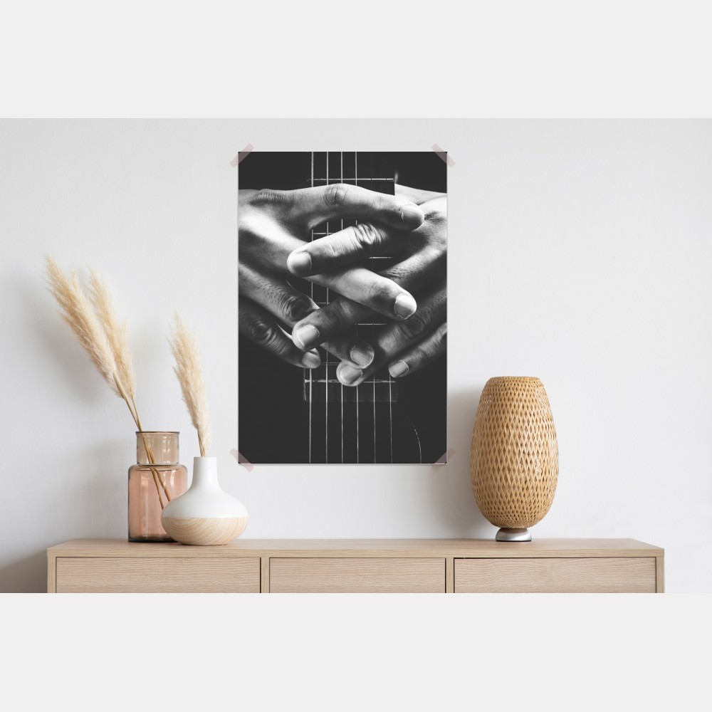 Poster verschränkte hände auf gitarrensaiten – Wallnifity® Poster verschränkte hände auf gitarrensaiten – Wallnifity®