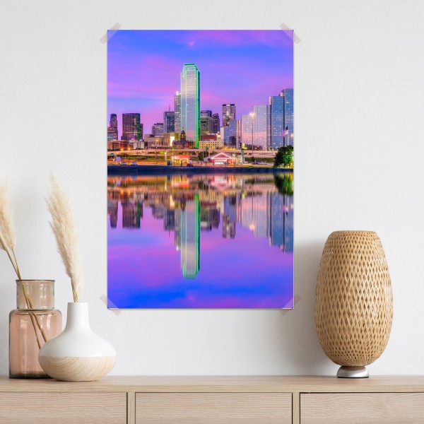 Poster Dallas skyline im violetten abendlicht – Wallnifity® Poster Dallas skyline im violetten abendlicht – Wallnifity®