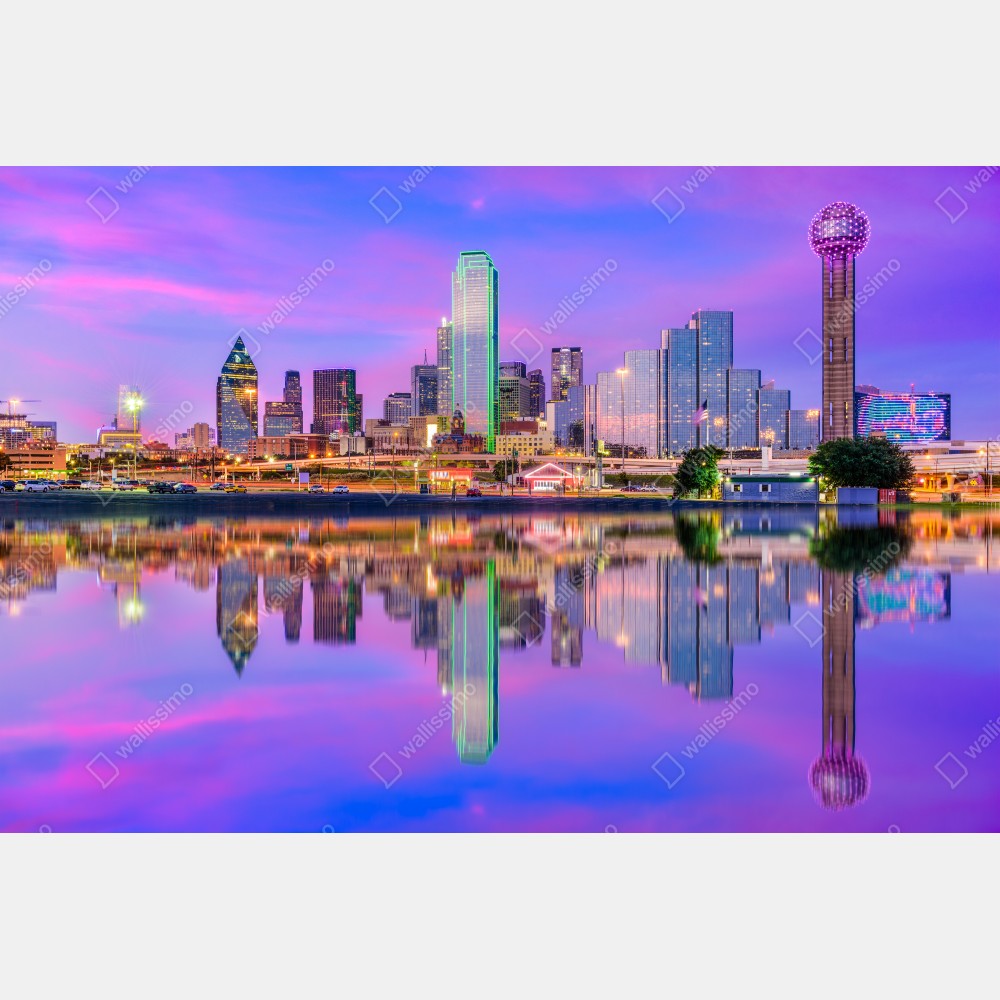 Poster Dallas skyline im violetten abendlicht – Wallnifity® Poster Dallas skyline im violetten abendlicht – Wallnifity®