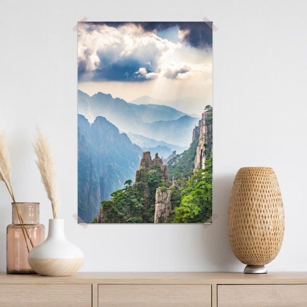 Poster neblige bergklippen mit sonnenstrahlen – Wallnifity® Poster neblige bergklippen mit sonnenstrahlen – Wallnifity®