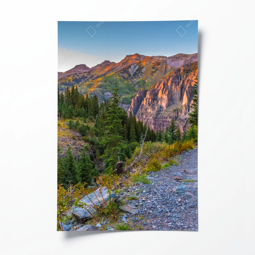 Poster alpiner wanderweg im sonnenuntergang – Wallnifity® Poster alpiner wanderweg im sonnenuntergang – Wallnifity®