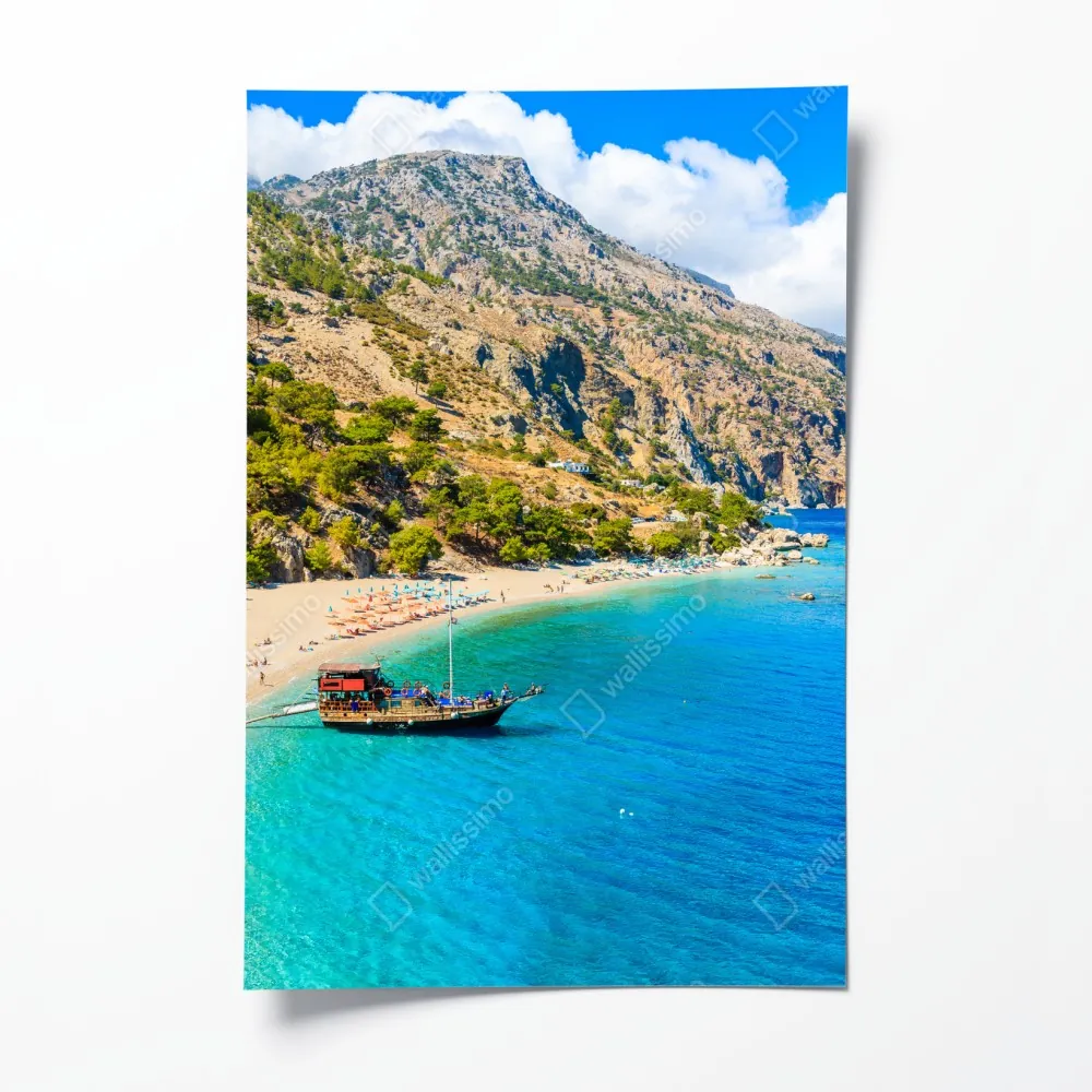 Poster segelboot am Apella strand, Karpathos – Wallnifity® Poster segelboot am Apella strand, Karpathos – Wallnifity®