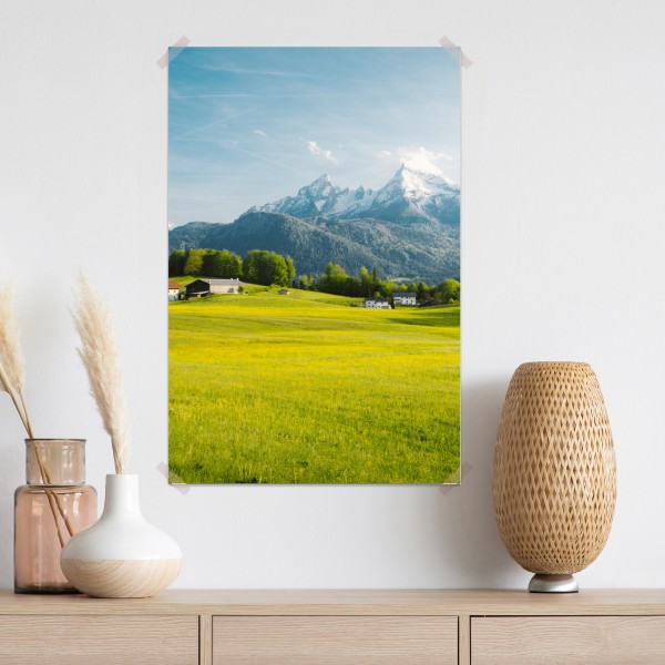 Poster alpwiese unter schneebedeckten gipfeln – Wallnifity® Poster alpwiese unter schneebedeckten gipfeln – Wallnifity®