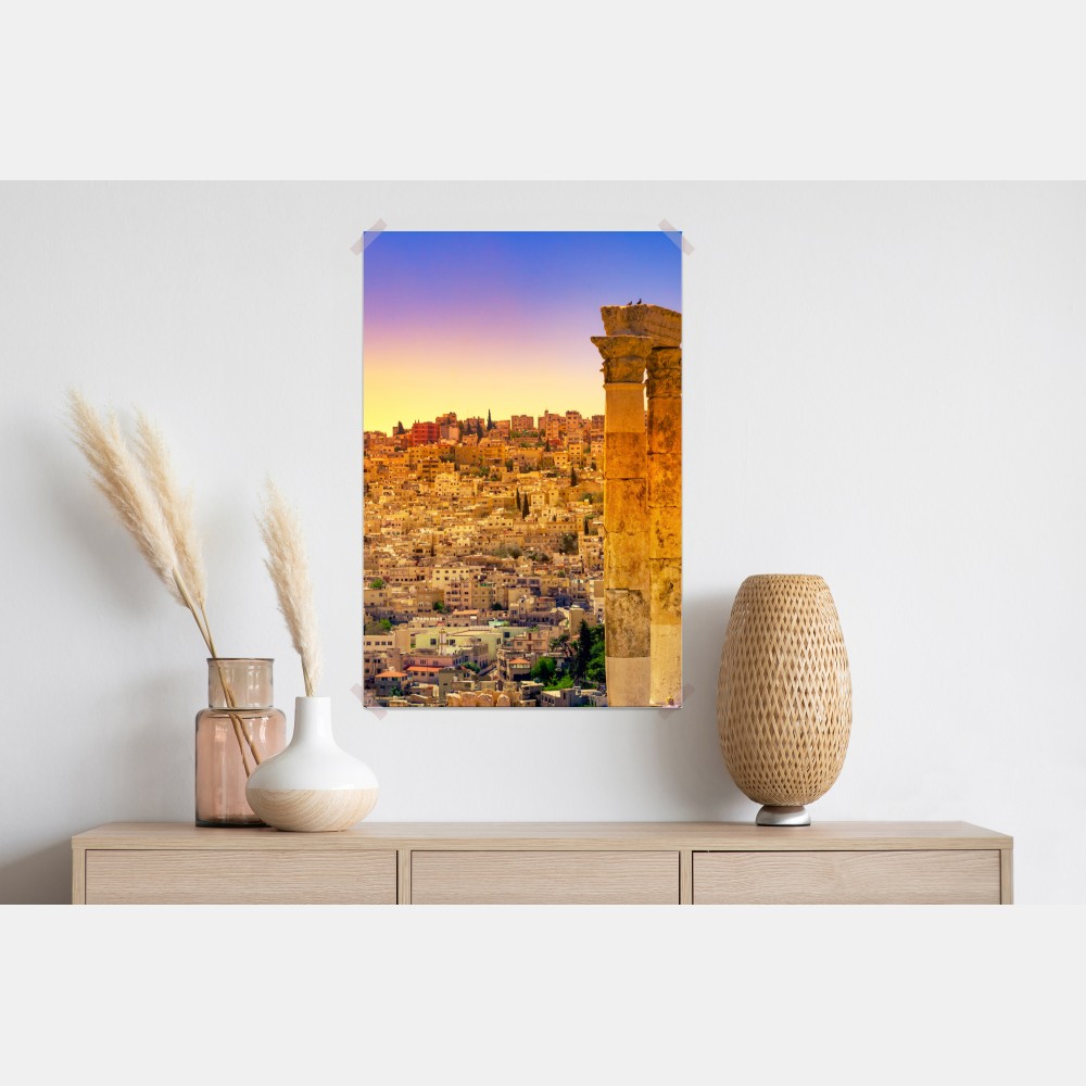 Poster goldene Amman skyline mit antiken säulen – Wallnifity® Poster goldene Amman skyline mit antiken säulen – Wallnifity®