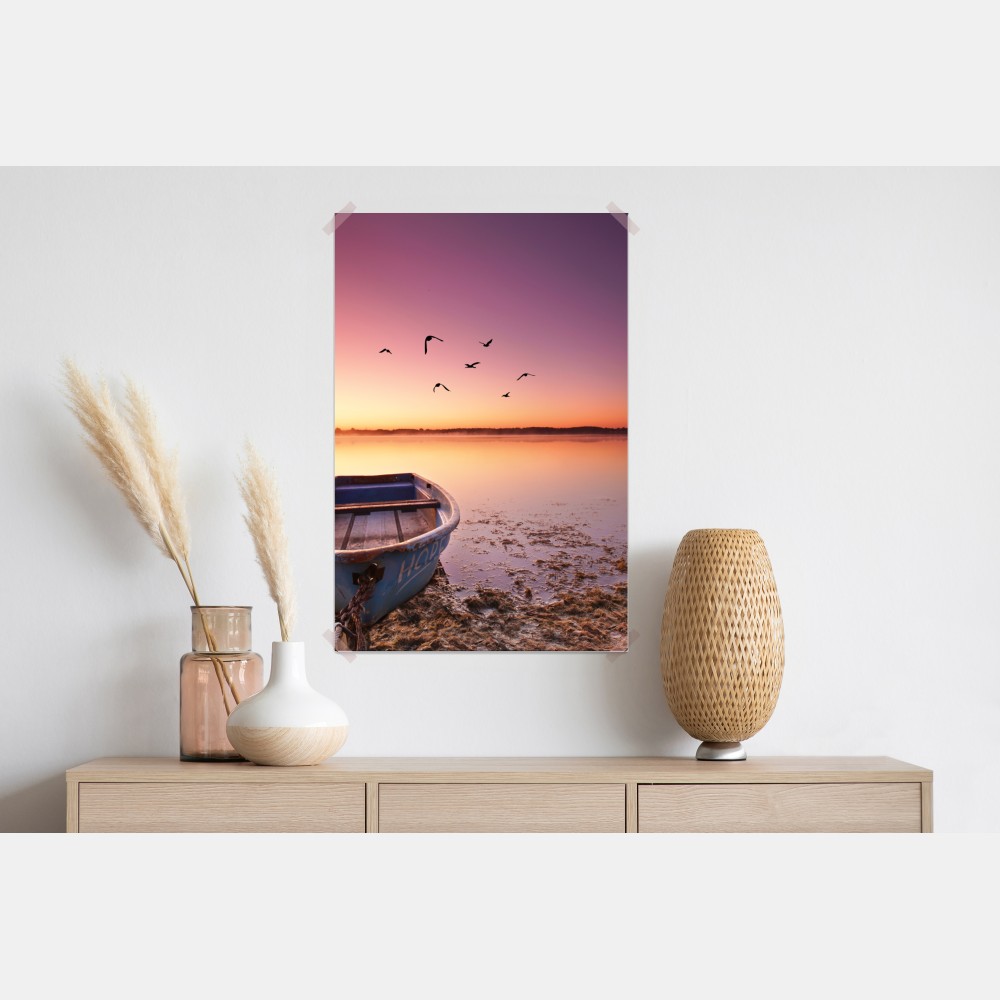 Poster friedliche bootsstimmung im abendlicht – Wallnifity® Poster friedliche bootsstimmung im abendlicht – Wallnifity®