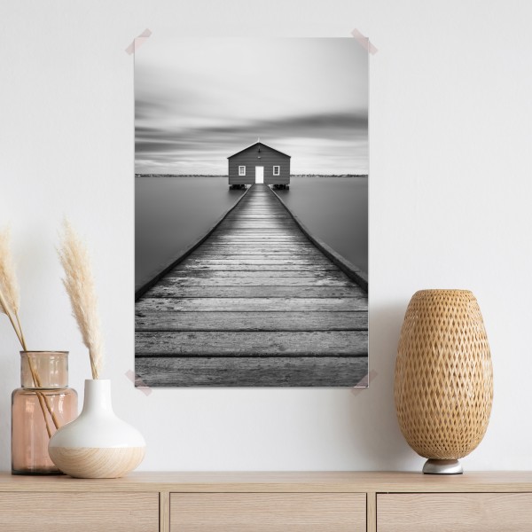 Poster einsames bootshaus am ruhigen steg – Wallnifity® Poster einsames bootshaus am ruhigen steg – Wallnifity®