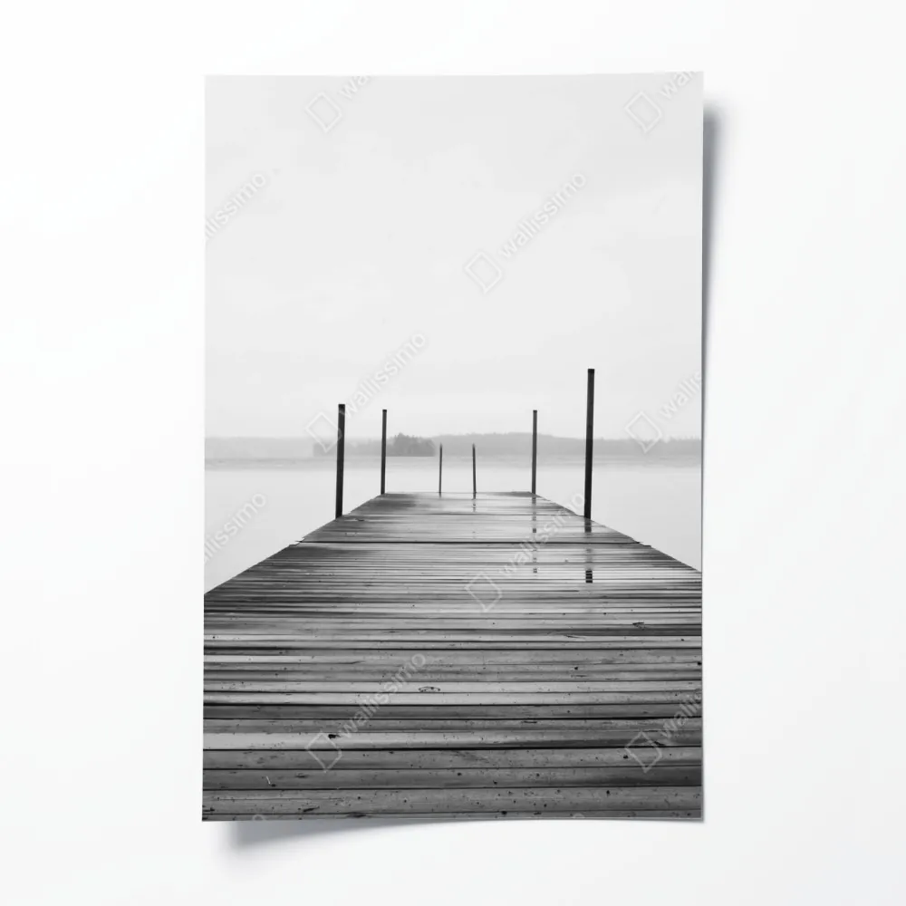 Poster nebliger steg am see in monochrom – Wallnifity® Poster nebliger steg am see in monochrom – Wallnifity®